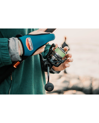 Sensation casting gloves for carp fishing | Bass, Carp & Camping